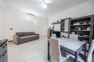 Smart Life House in the heart of Modena - Modena - 8