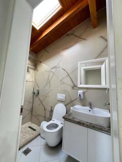 Chic Apartment at Oazi House - Vlorë - 4