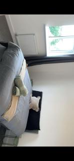 New Build 3-Bed in Rotherham Fast WiFi, Garden & Driveway - Kimberworth - 1