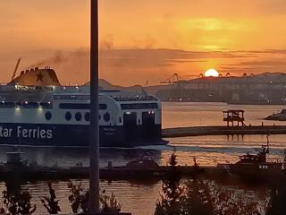 "Naias"seaside residence in the port of Piraeus - 0