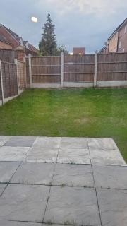 New Build 3-Bed in Rotherham Fast WiFi, Garden & Driveway - Kimberworth - 4