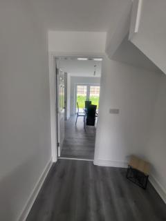New Build 3-Bed in Rotherham Fast WiFi, Garden & Driveway - Kimberworth - 8