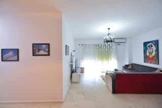 Beachside Hill Apartment - Vlora - 4