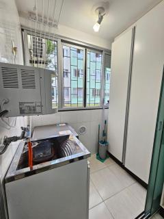 Apto prox shopping, ufsc, ótima localização - 1