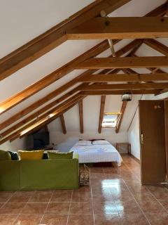 The Cozy Attic Stay - Herceg-Novi - 0