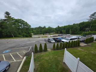 Cedar Lodge Condo with Private Balcony & Full Kitchen - Laconia - 9