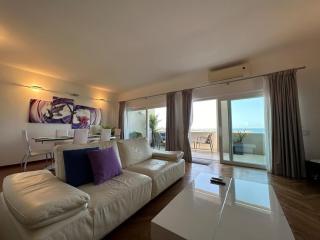 Paceville Sandy Beach with Jacuzzi & Free Parking - St Julian's - 3