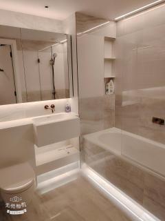 Spacious 1 bedroom flat by Westfield centre - 4