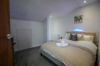 Dreamy escape 2BD apt sofa bed Kelham Hub - - 3