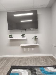 Entire basement suite in Bonavista - Winnipeg - 8