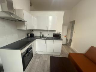 Spacious 2 Bedroom Flat In Heart of London! - Londra - 7