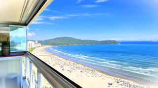 Vista cinematográfica 24º andar, frente total mar na Guilhermina, 2 quartos, condomínio com lazer total, enxoval, ar condicionado, churrasqueira, Wi-fi, Netflix, piscina aquecida, saunas, 2 vagas e portaria 24 horas - Praia Grande - 8