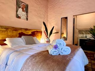 Kika Zaru B&B Free MA park tour and Free breakfast - Manuel Antonio - 0