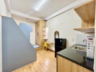 Duy Tan House - Local Modern Colorful Alley Stay, near center - Ho Chi Minh - 3