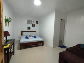 AlonaBeach Tourist Inn - Taporok - 0