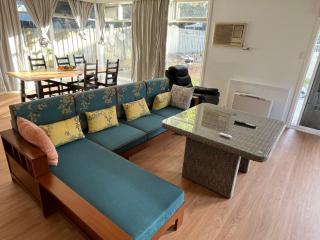 kew house - 4
