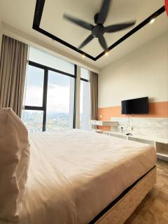 Expressionz Professional Suites by AURORA SUMMER SUITES - 2