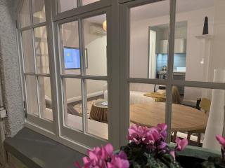 Discerning in Thorndon - 9