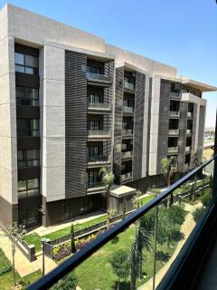 2BR Luxury Apartment In Privado - Kairo - 2