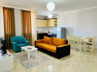 EasyTrip Family - City Center - Divjakë - 0