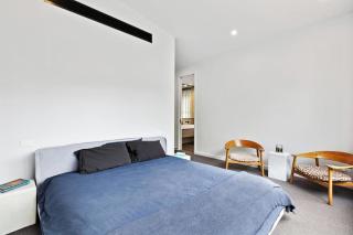 Portsea's Finest - Portsea - 1