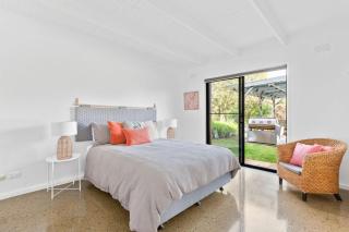 Secluded 16th Beach Family Sanctuary - Rye - 7