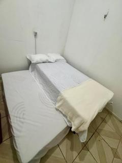 Quarto Aconchegante Privativo Area Nobre Centro de Belem terreo1 - Belém - 2