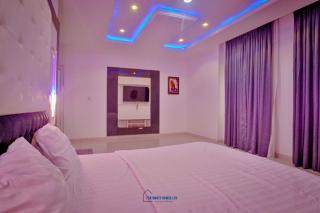 6 Bedroom Duplex in Gwarinpa - Kubwa - 4