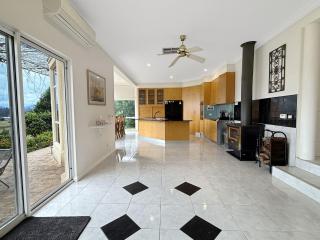 Buffalo River Retreat - 6 Bedroom - Myrtleford - 6