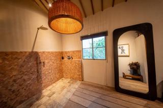 The Glue & Bear Villa, A Spacious Family Haven - 3