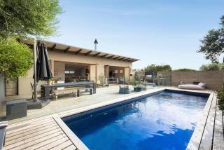 The Essence of Style - 0