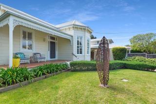 Coastal Charm in Prime Position - Sorrento - 0