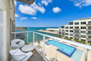 stunnig ocean view 2 BEDROOM, 2 bath with infinity pool - Oranjestad - 9