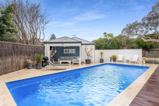 Coastal Elegance with Treetop views - Sorrento - 0