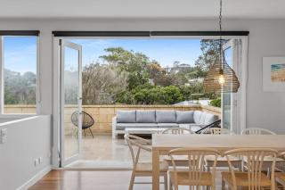Coastal Elegance with Treetop views - Sorrento - 5