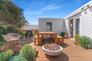 Ocean Beach Hideaway - Blairgowrie - 0