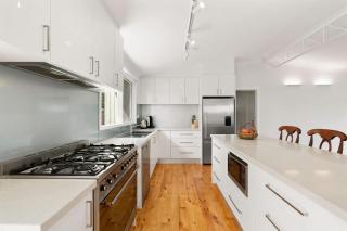 Sullivan Bay Moments Away - Blairgowrie - 6