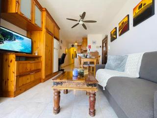Welcome Families Beachfront with Ocean Views - Mellieħa - 4