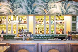 Nightcap at Commercial Hotel - Gold Coast - 4