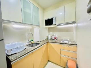 Mactan Newtown township staycation with pool access - Lapu Lapu City - 5