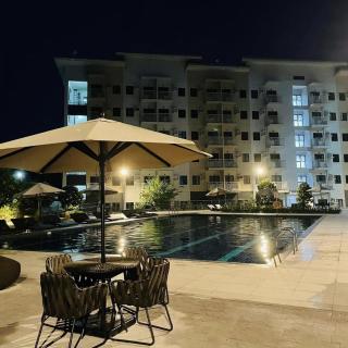 The Hill Crest - Manila - 9