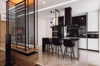 Noviy Bereg Luxury Apartment - 1