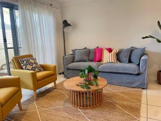 Jetty Blonde - Bright, Beachy & Perfectly Located - Coffs Harbour - 1