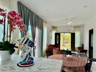 EmbunSari Serimenanti Homestay - - 8