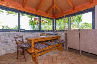 Villa Vita, a Lush Romantic Retreat in a private Forest - Vinež - 4