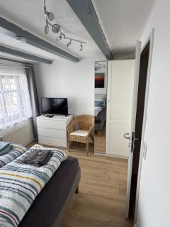 Ferienwohnung-Goldener Winkel - 2