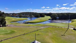 Perfect weekend getaway plus golf at your doorstep - Salamander Bay - 3