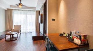 Poly Phoenix Hotel - Sanya - 3