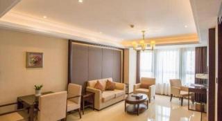 Sky World Hotel Qingdao - Qingdao - 8