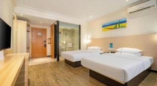 City Comfort Inn Wuzhou Wangcheng Square - Wuzhou - 3